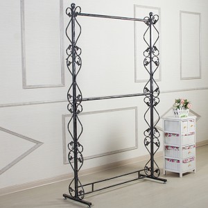 TMJ PP-560 Factory Cutom High Clothing Display Design Revoling Metal Ornament Display Stand